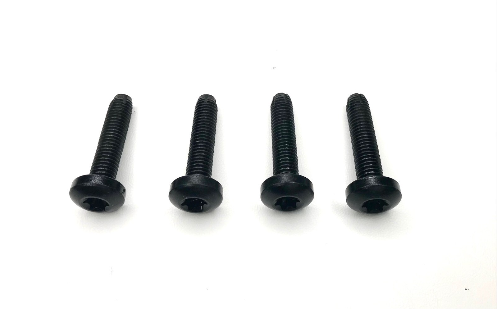 4 ea 1997 to 2006 Jeep Wrangler TJ Front Bumper Torx Bolt Set / BRAND NEW!
