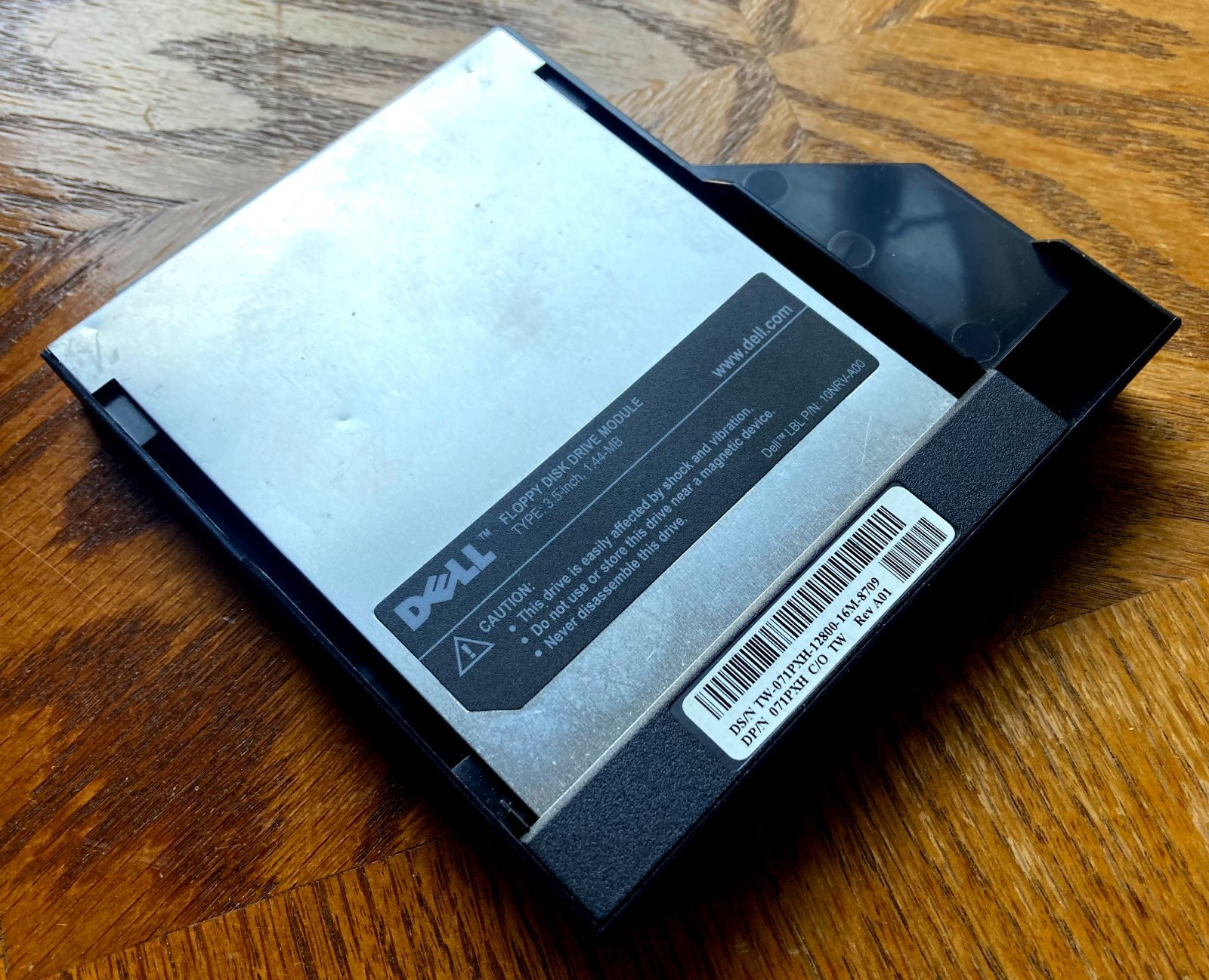 Dell Latitude C-Series 1.44MB FDD Module P/N 4702P-A01, 10NRV-A00