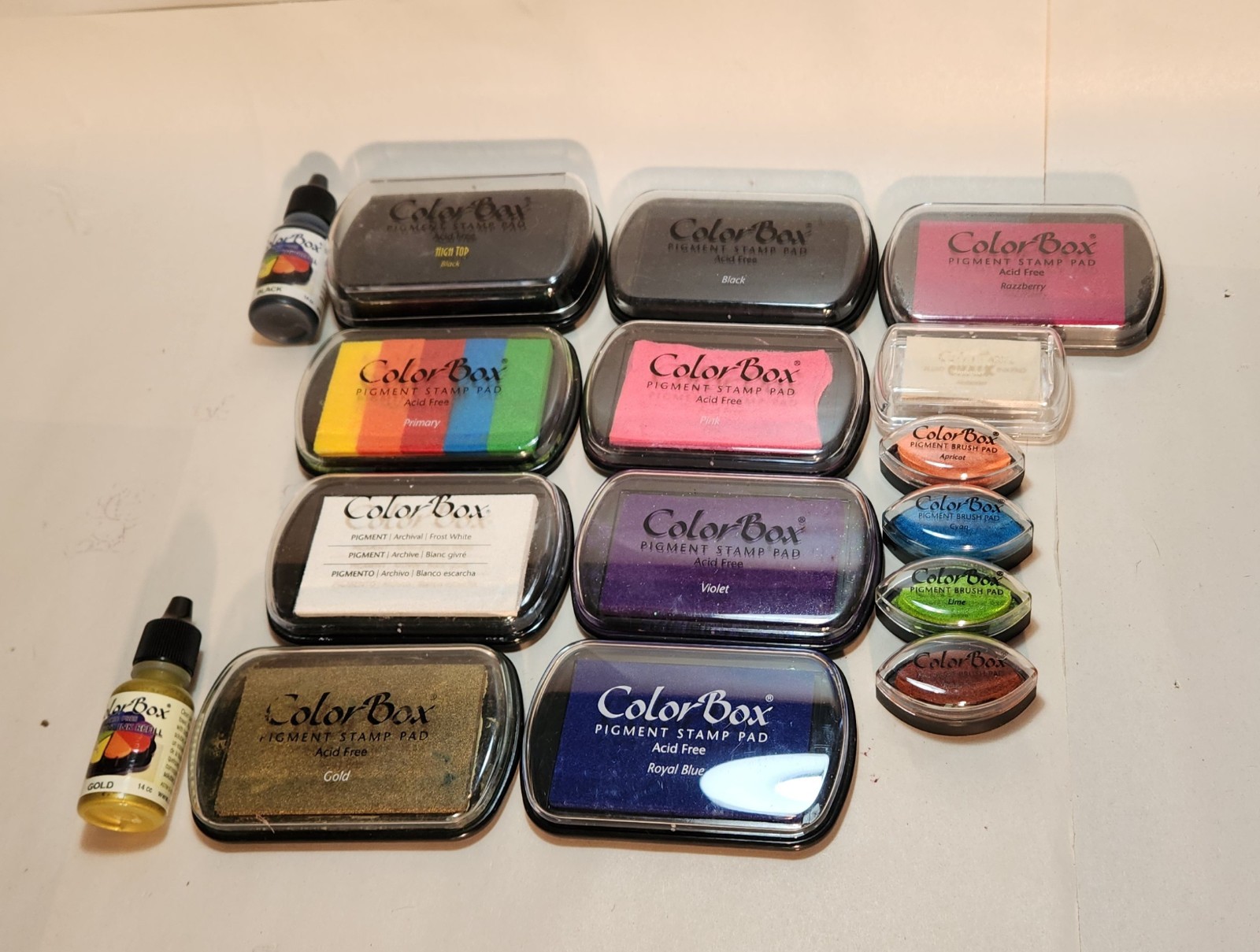 Lot of 16 ColorBox Pigment Ink Pads and Refills