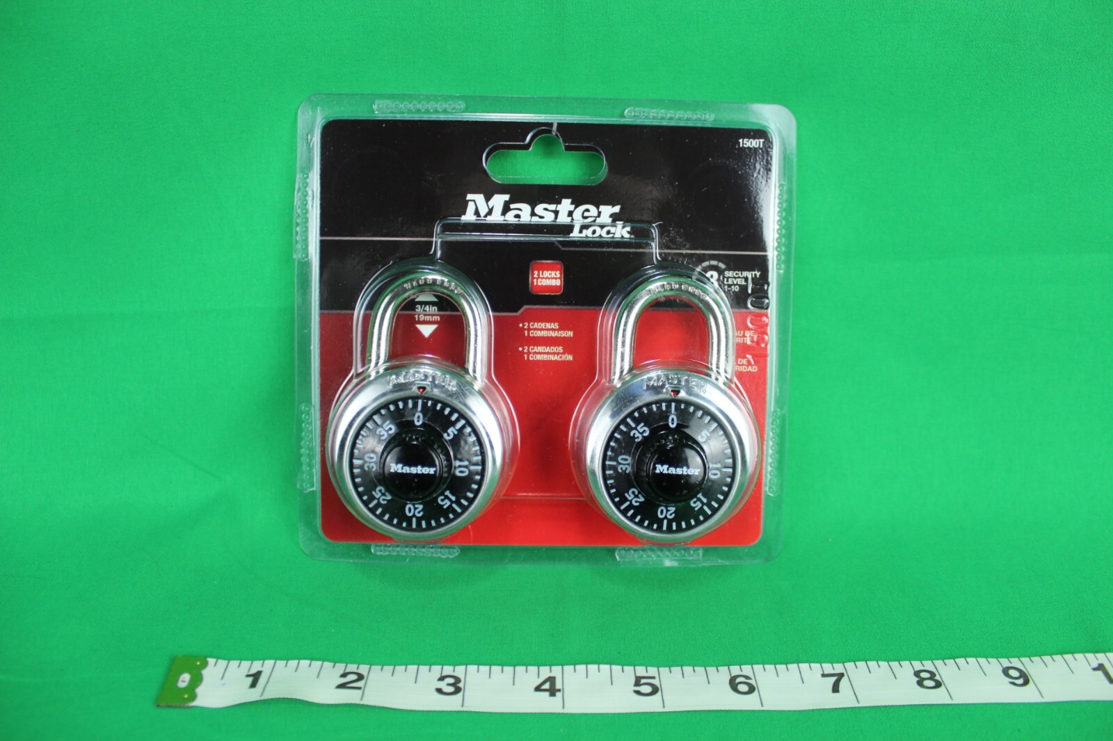 NEW MASTER LOCK 1500T, 2 LOCKS 1 COMBINATION WORKS BOTH LOCKS, EXERCISE LOCKERS