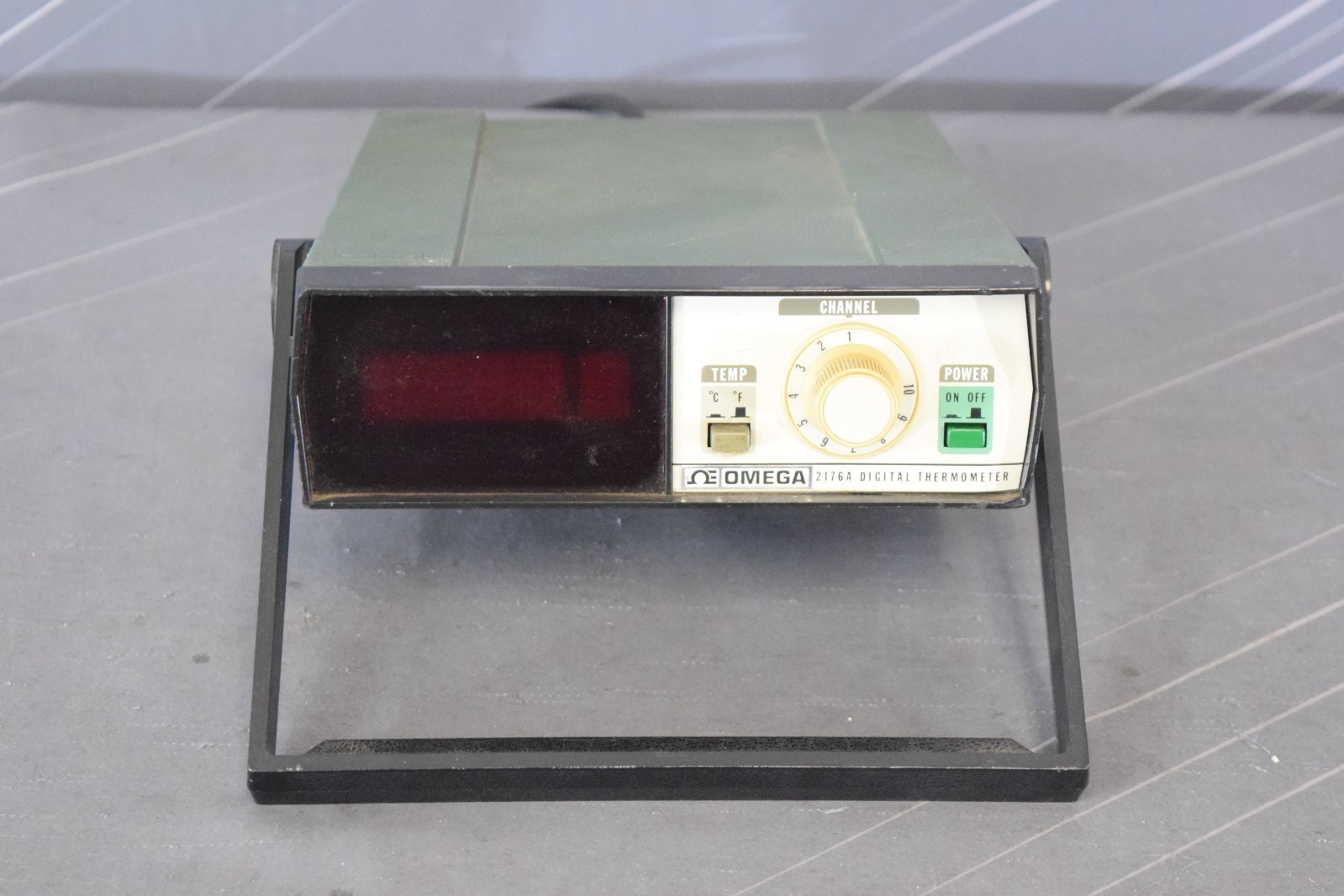 Omega 2176A Digital Thermometer (K)
