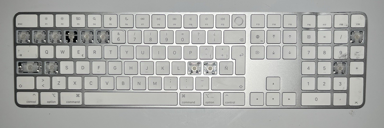 Apple Magic Wireless Keyboard SPANISH Replacement Keycaps Keys (A2520)