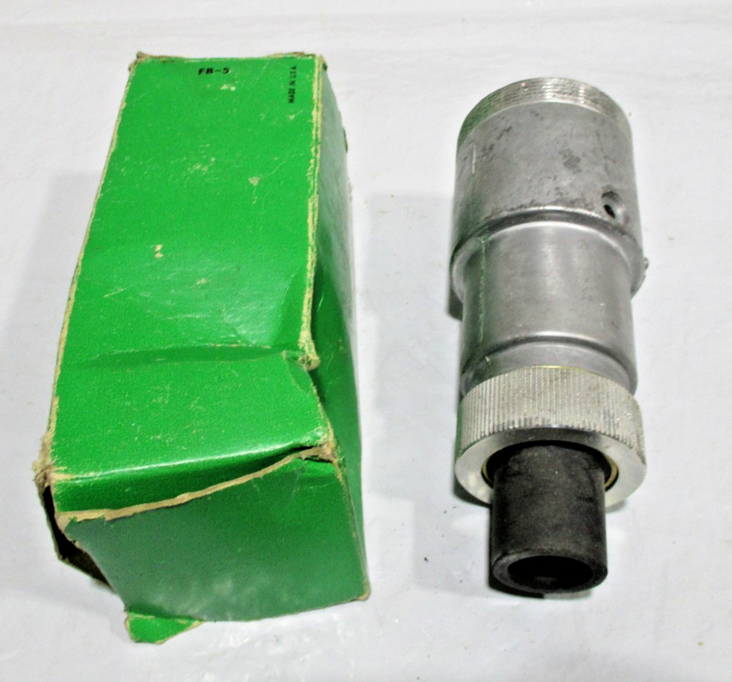 RUSSELL STOLL 3934 F04244C Locking Plug