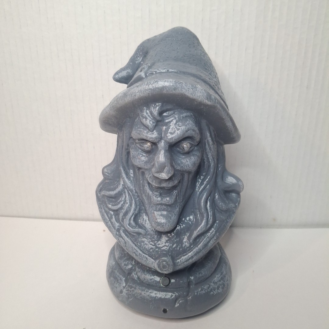Halloween Light Up Witch Cackling Talking With Projection Sleepy Hollow Tavern