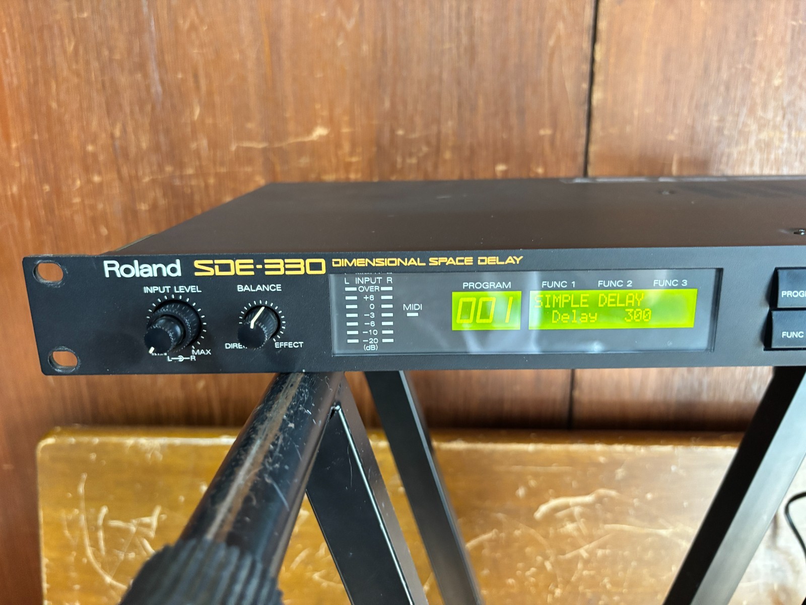Roland SDE-330 SDE 330 Dimensional Space Delay New internal battery