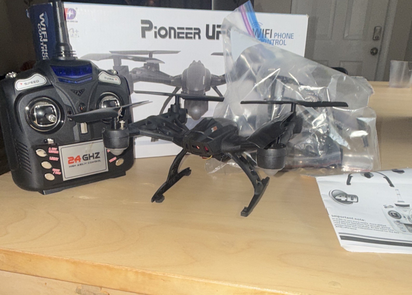 Pioneer UFO 509/509V 2.4GHz RC Quadcopter Drone w/ Camera RTR Black
