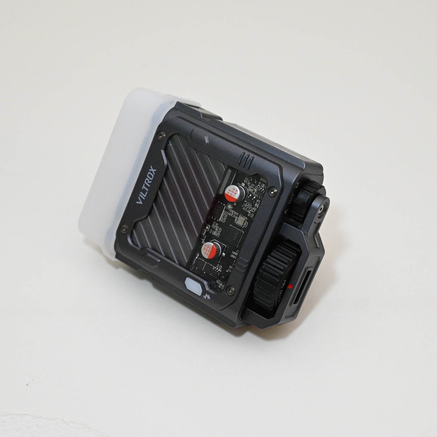 Viltrox Spark Z3-F Mini TTL Camera Flash for Fujifilm - Retro - Ex. Condition