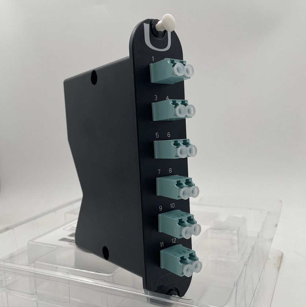Plug & Play Universal Module LC Low-Loss 12 F LC To MTP 50 Μm Multimode (OM3)