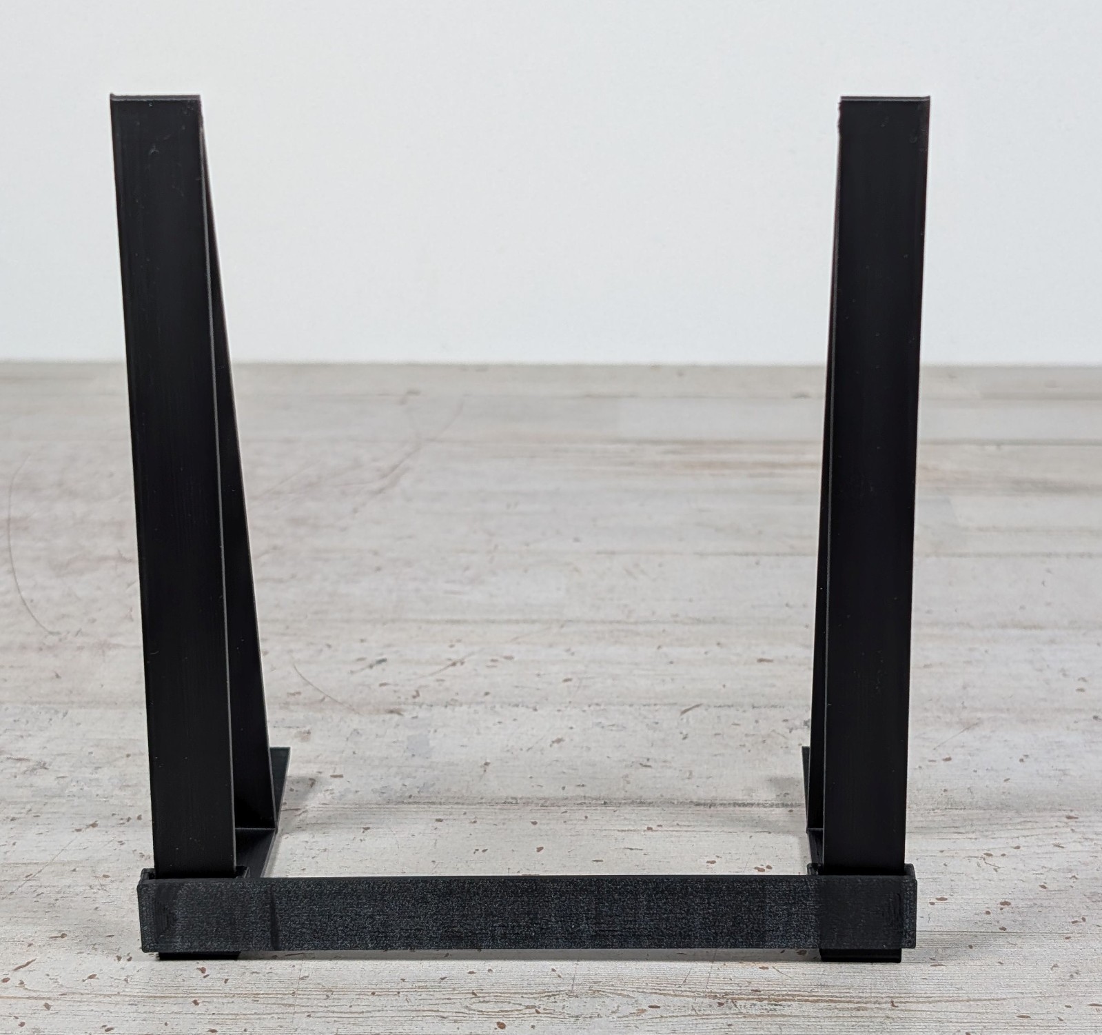Big Box PC Computer Game Software Display Stand Free Standing Angled - Black