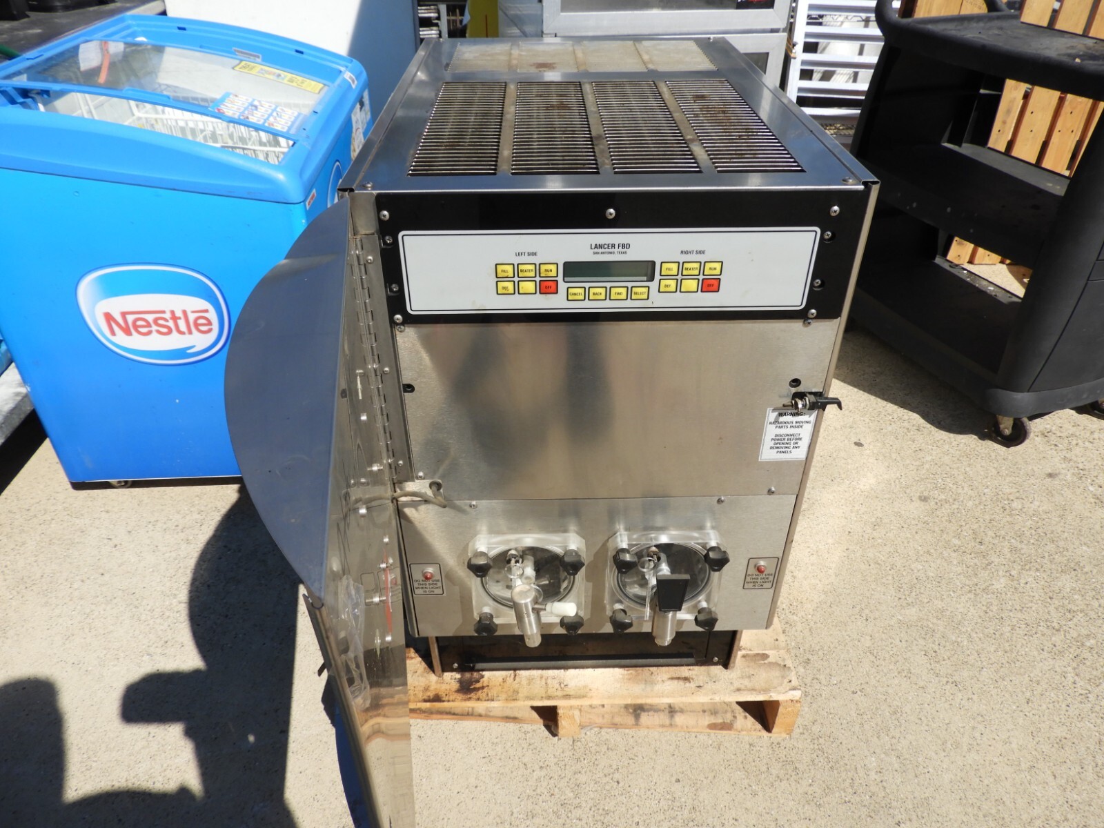Lancer FBD FBD550 Commercial Retail Slushy frozen carbonated beverage machine