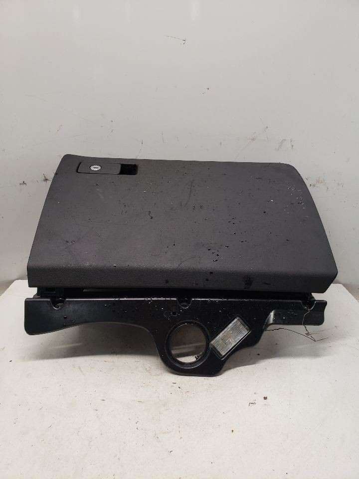 PASSAT 2008 Glove Box OEM