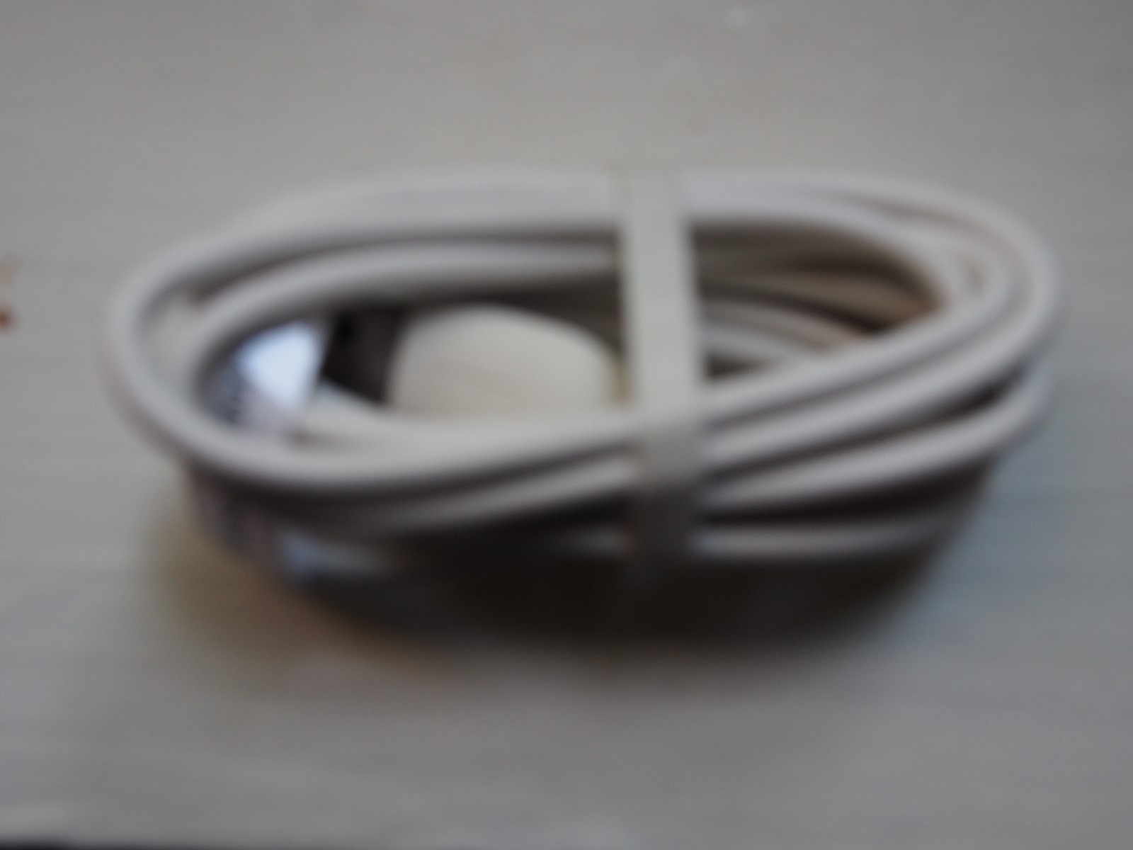 Original HTC T-Mobile myTouch 3G USB Cable (White) 73H00316-00M