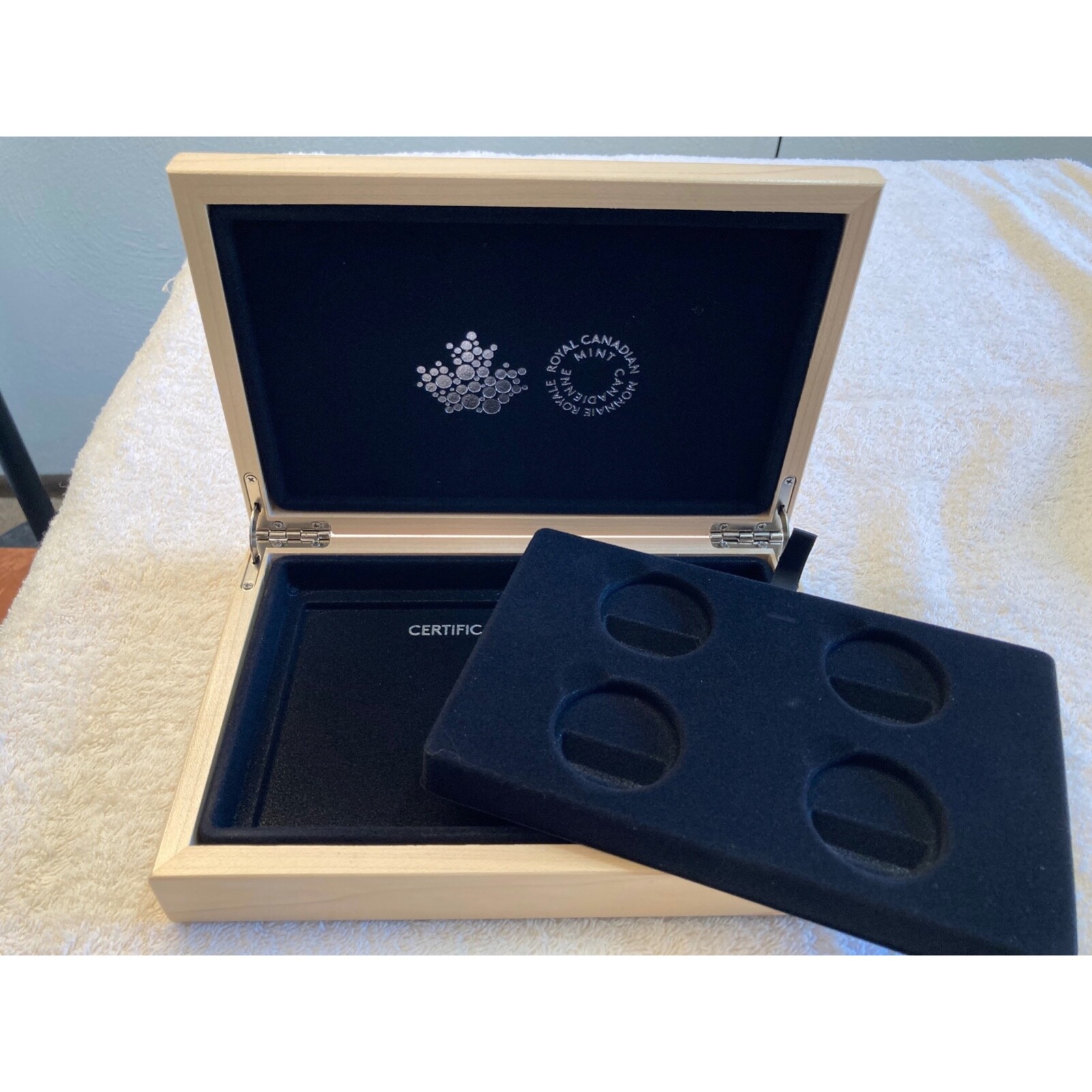 Canada 2016 National Heroes $15 4-Coin Set Solid Wood Display Case Box NO COINS