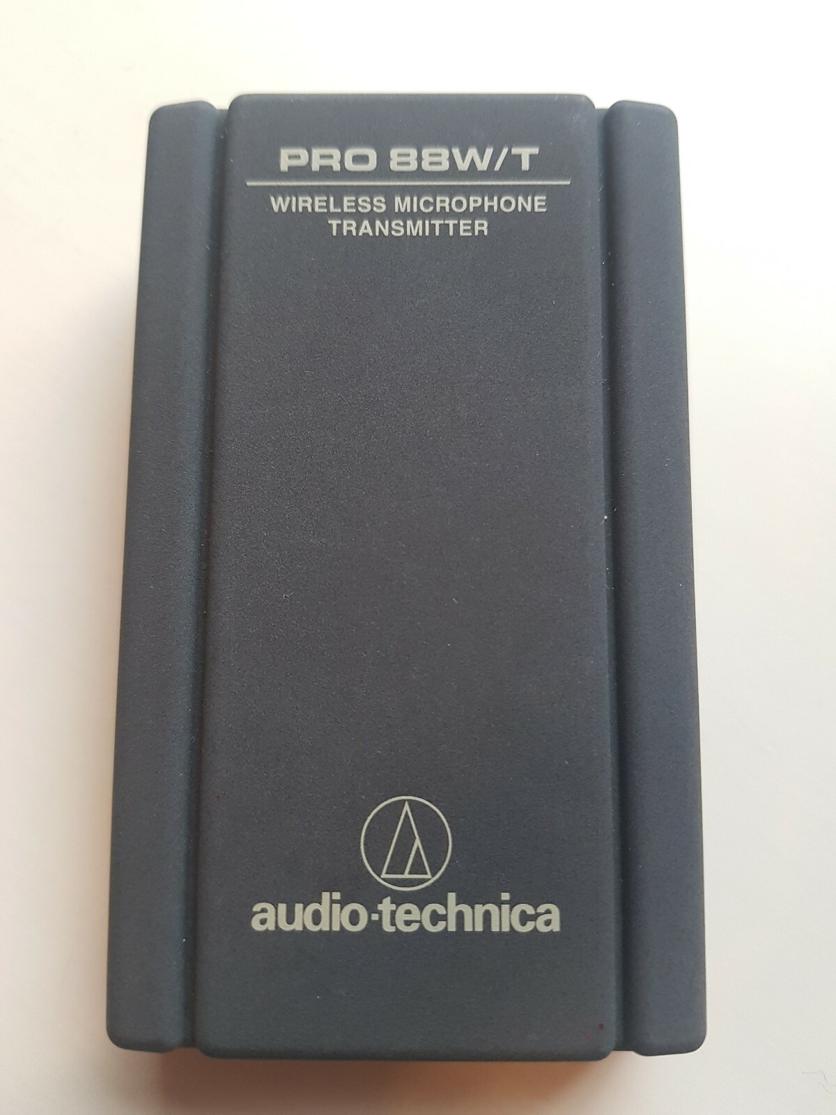 Audio-Technica Pro Wireless 88 W/T Transmitter & 88 W/R Receiver W/Belt Clip *EX