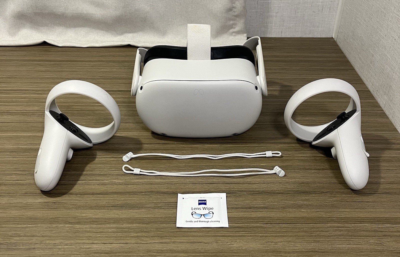 Meta Quest 2 Advanced All-In-One Virtual Reality Headset - 128GB - Excellent