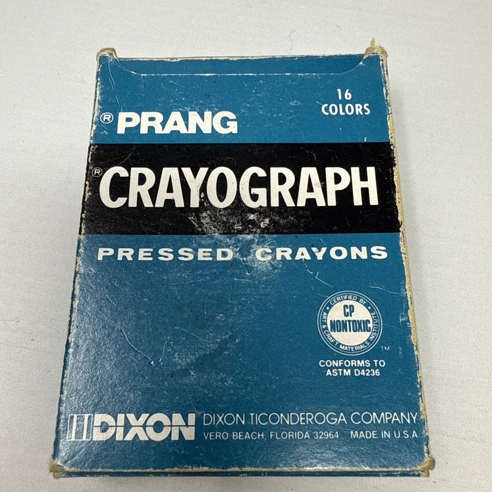 The American Crayon Company PRANG Painting Crayons