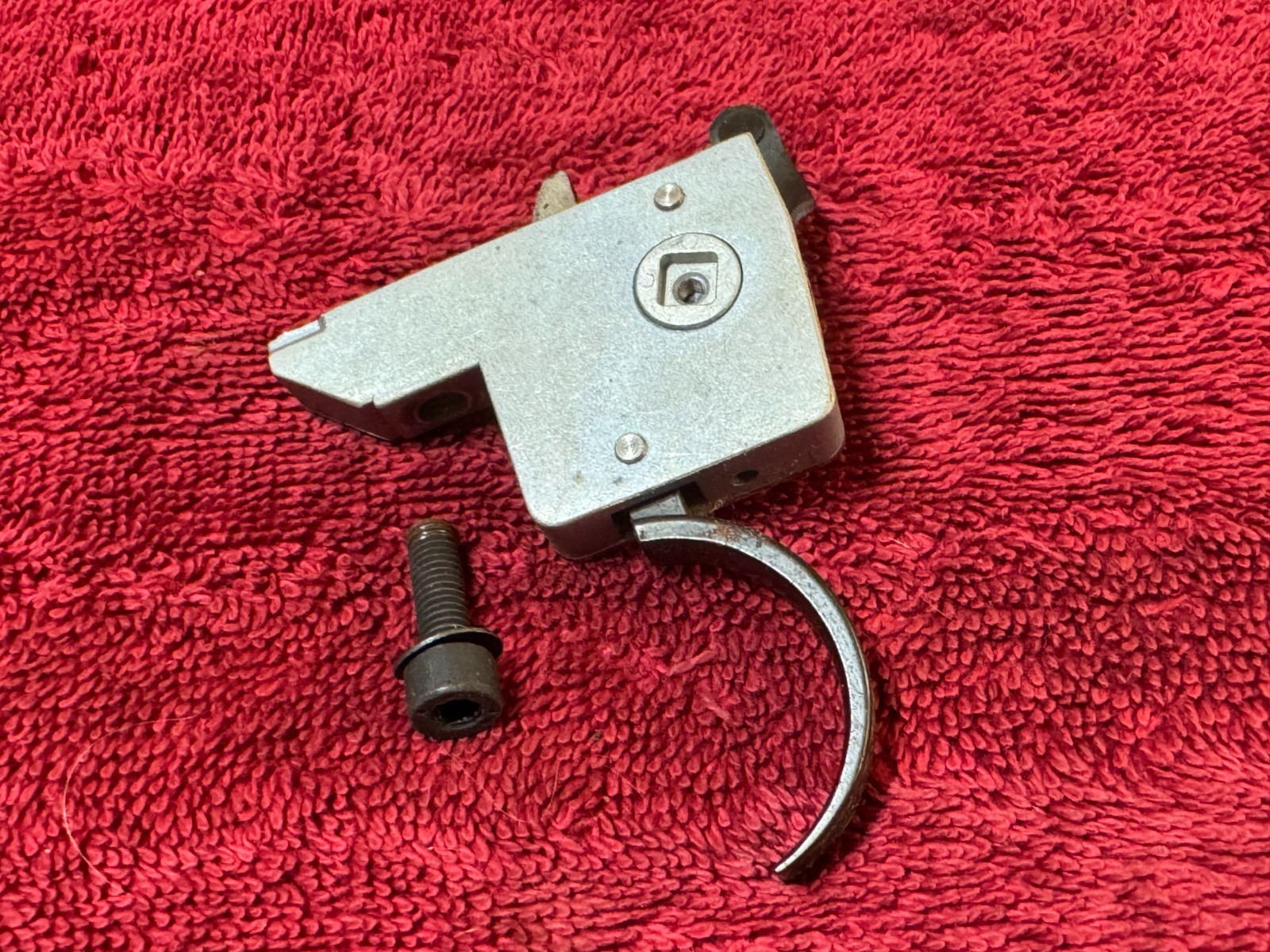 CVA Buckhorn Magnum Trigger Assembly & Screw Muzzle Loader- .50 cal- 32514