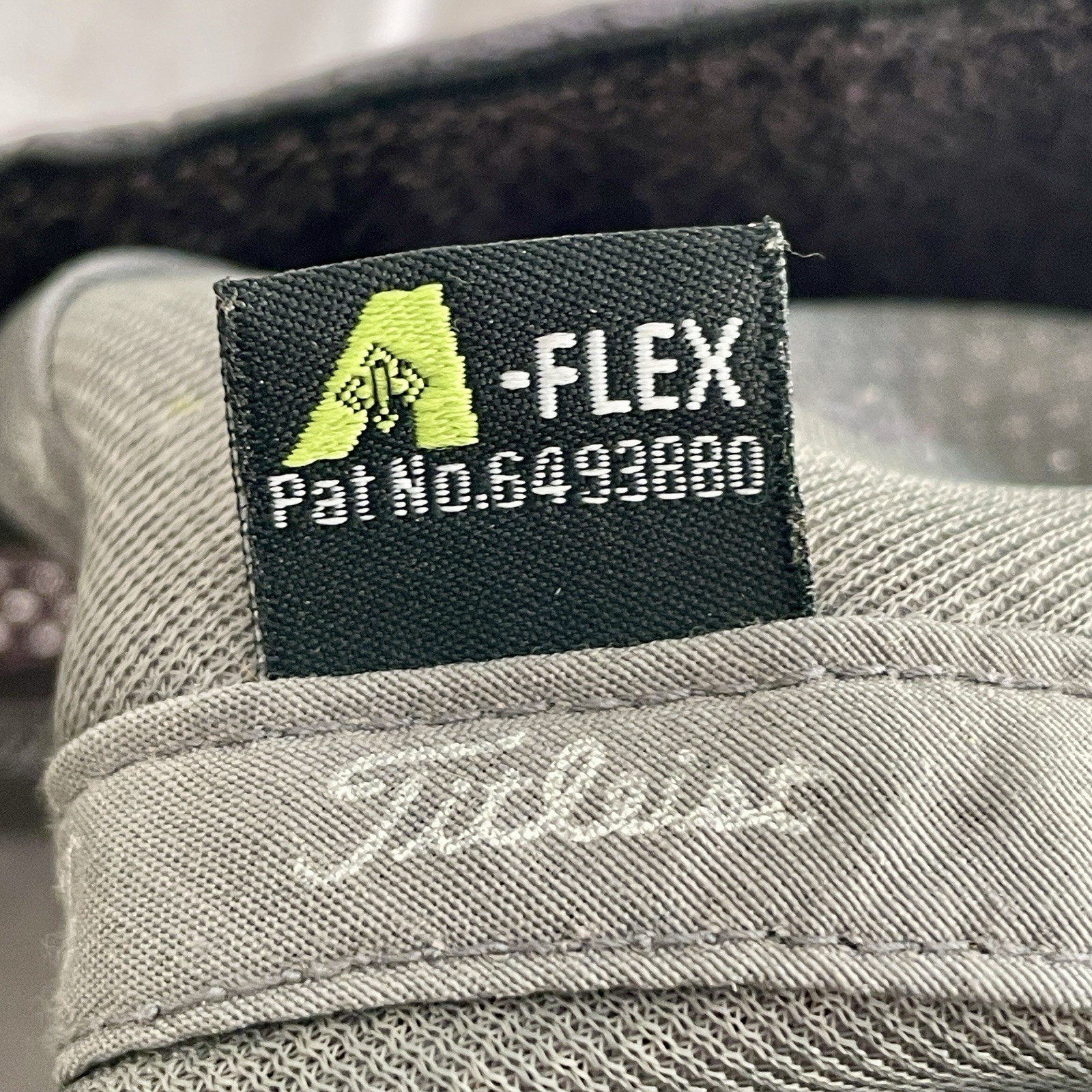 Titleist Hat Pro V1 FJ Golf Gray A-Flex Stretch Fit Baseball Cap L/XL Foot Joy