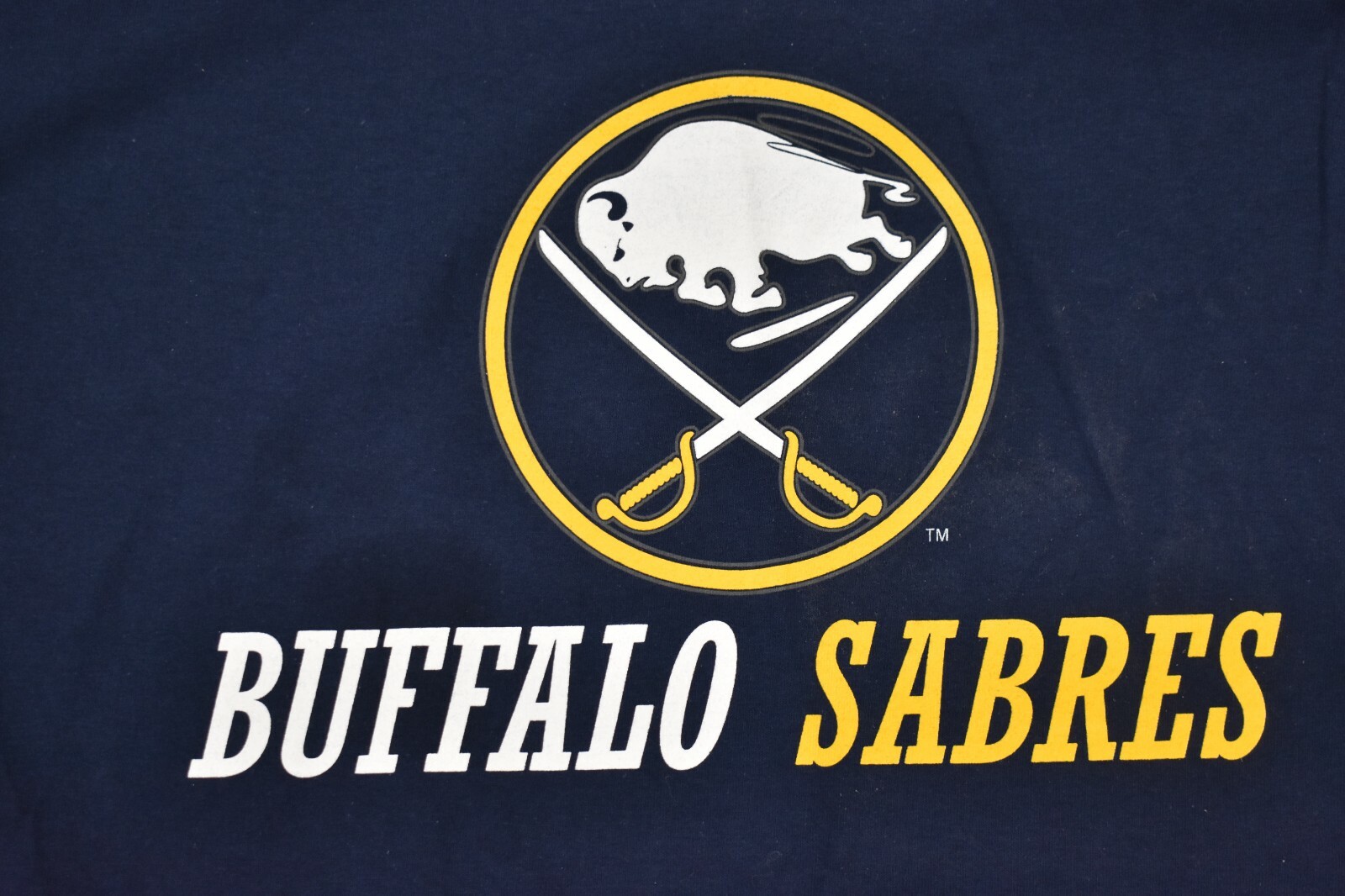 NHL Mens Buffalo Sabres Hockey Classic Logo Navy Tee Shirt New L