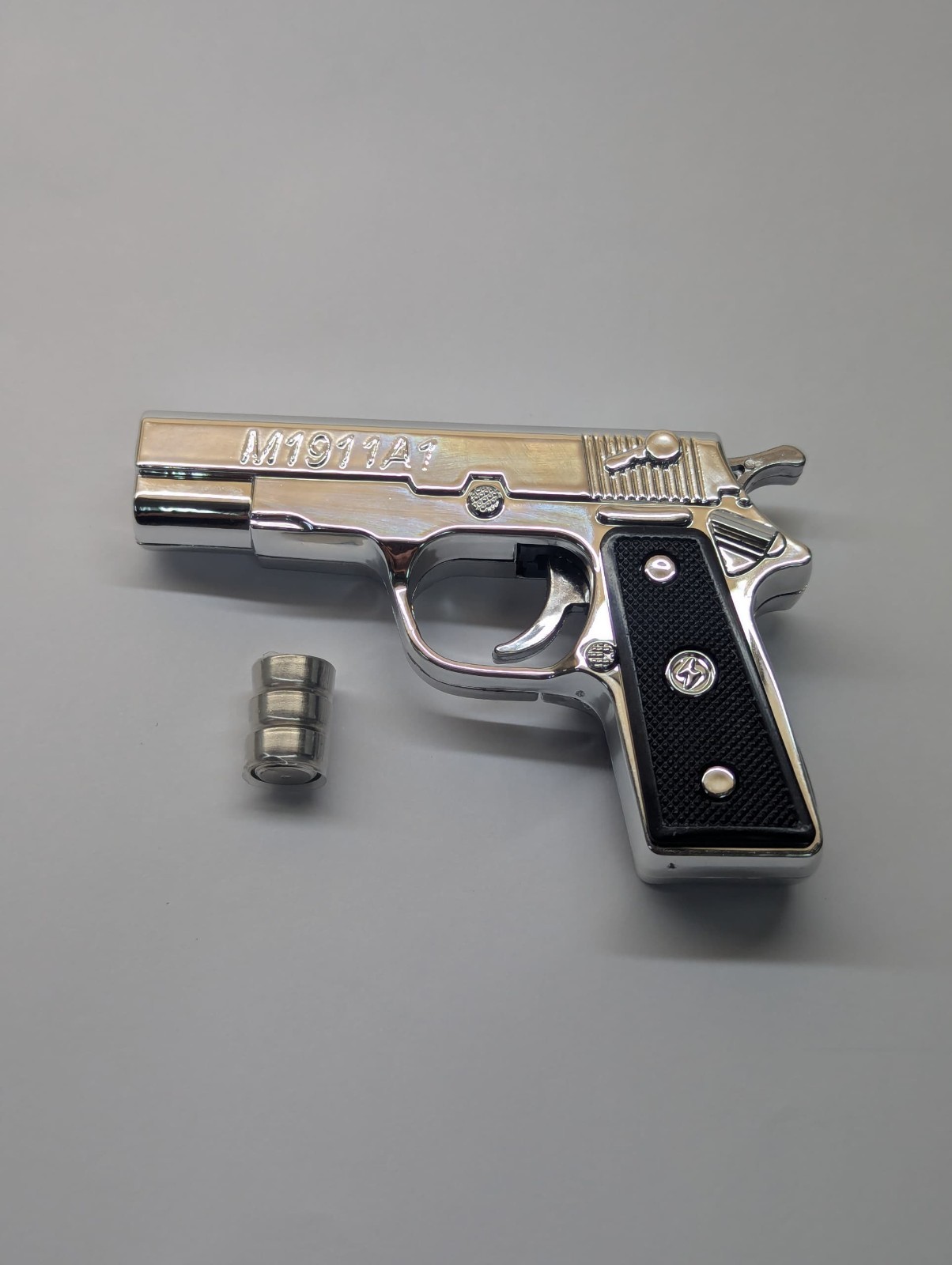 M1911A1 Mini Gun Keychain Laser Pointer, LED Flashlight 1/6 Scale