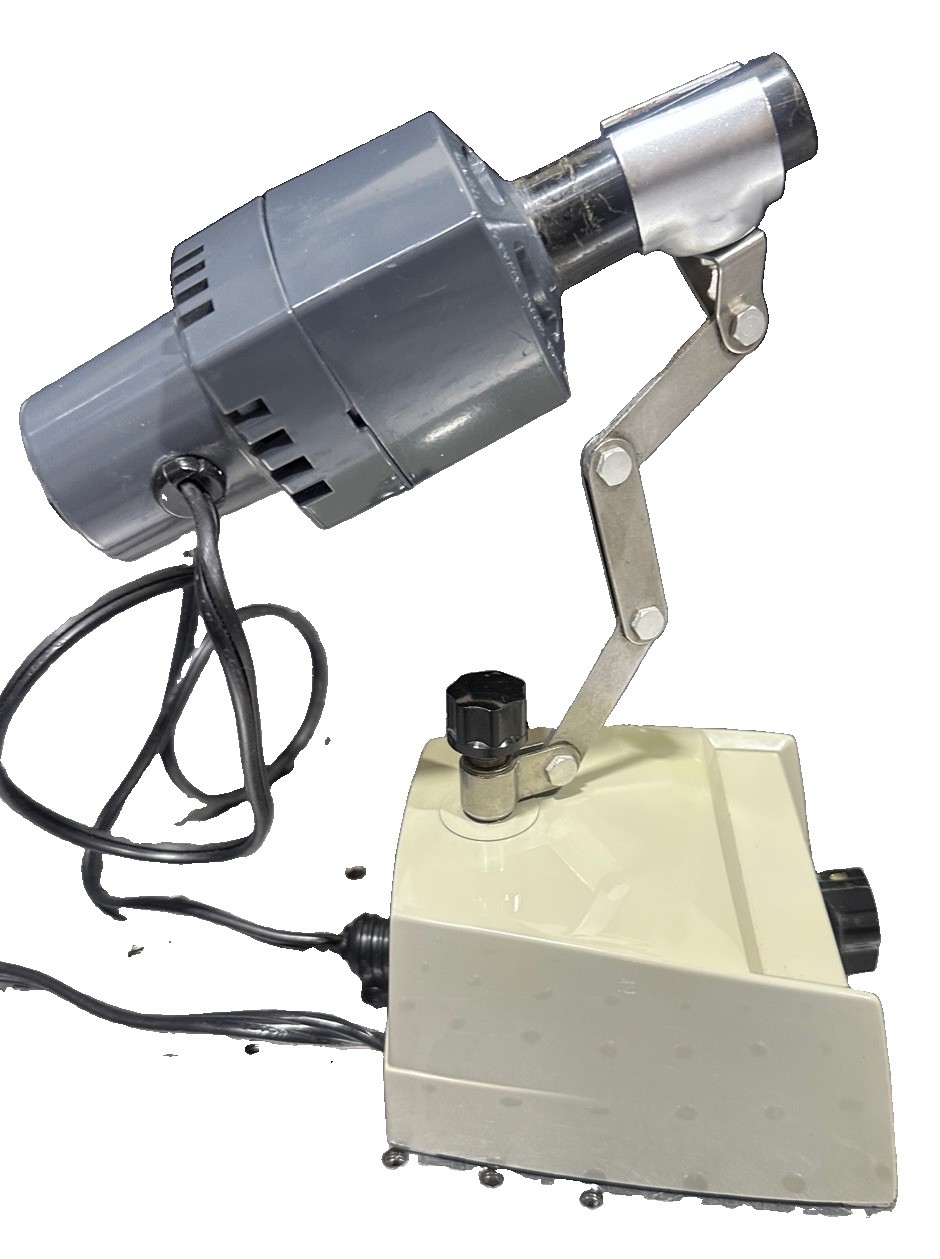 AO Scientific Instruments Model 655 Microscope Illuminator Source