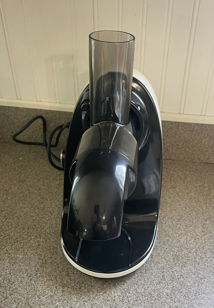 Jocuu ZM1503 Slow Juicer - New Open Box
