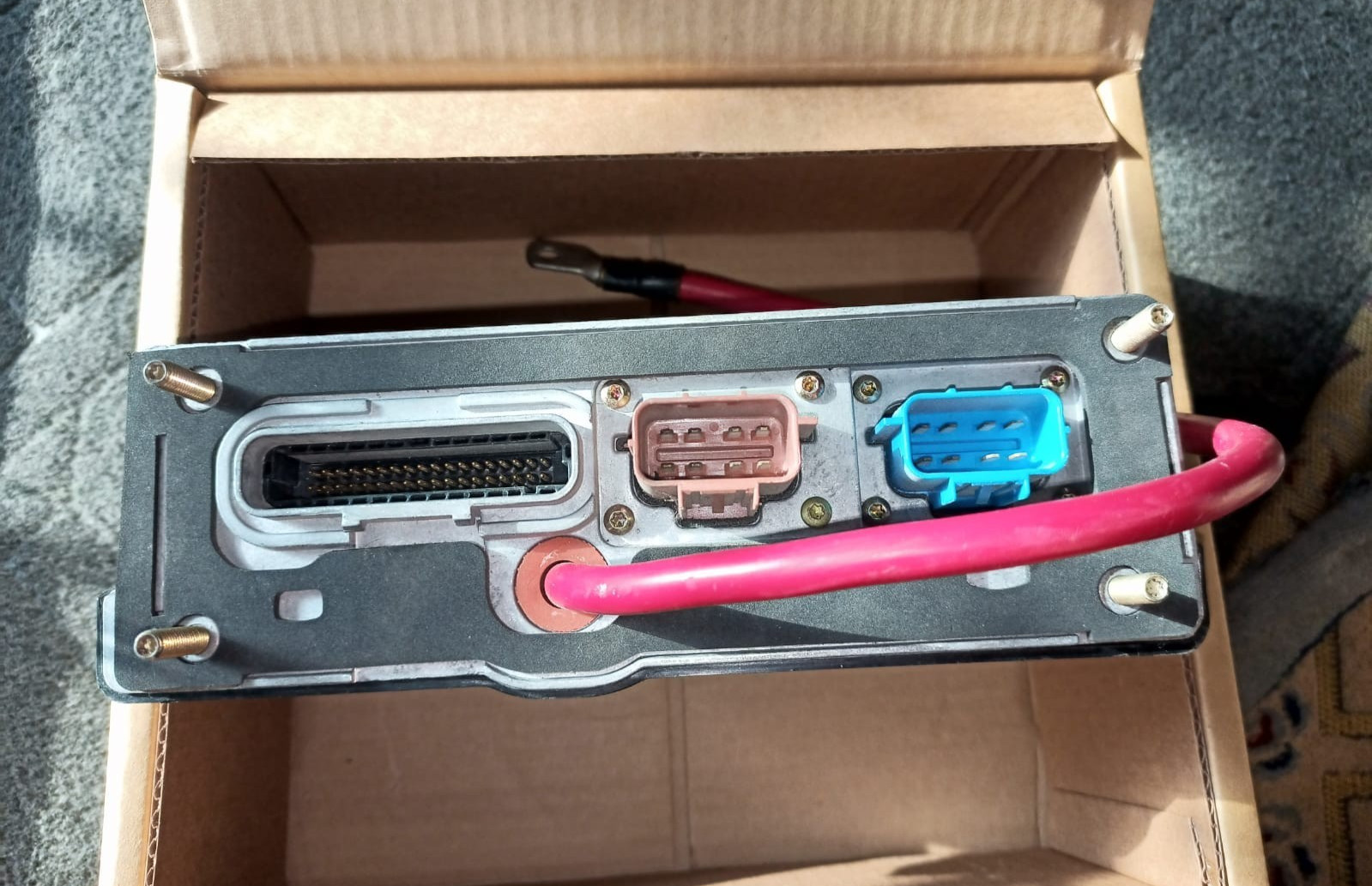 International 3833155C2 Control 018584582