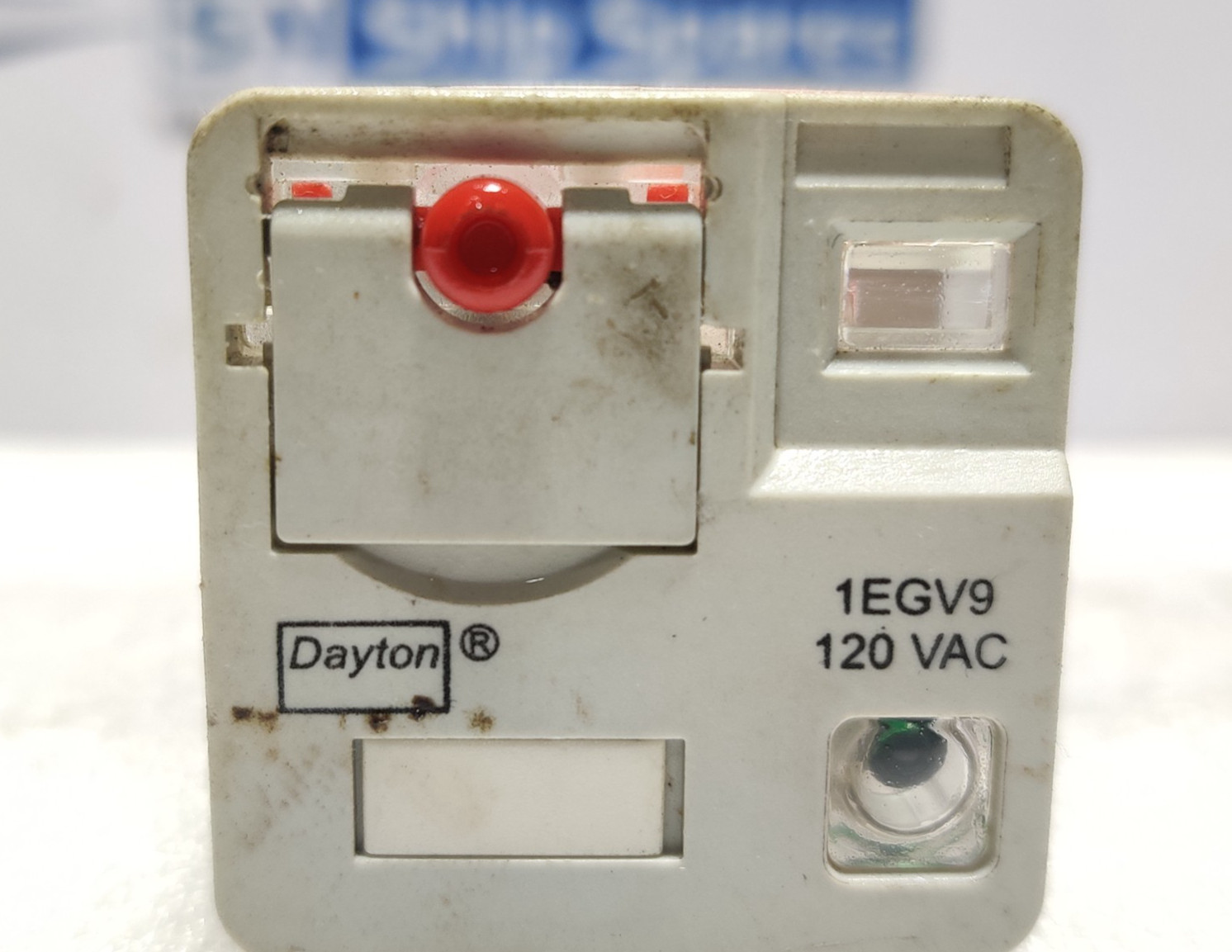 Dayton 1EGV9 Octal Relay Button Led 120VAC