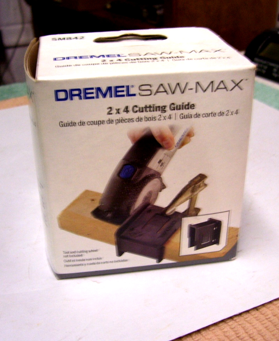 New Dremel SM842 Saw-Max 2x4 Cutting Guide