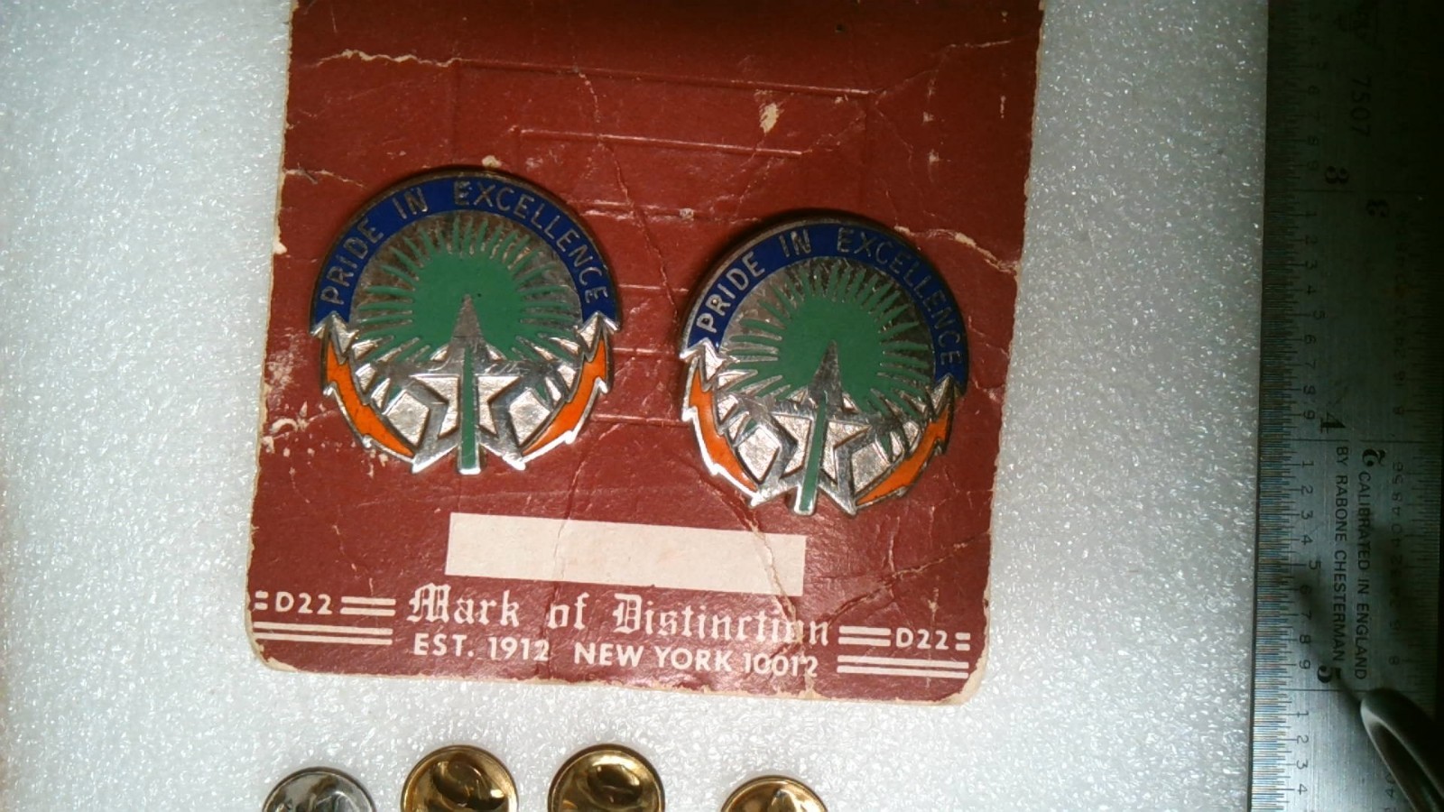 MILITARY INSIGNIA CREST DUI SET OF 2 US ARMY 108TH SIGNAL BATTALION PRIDE IN EXC
