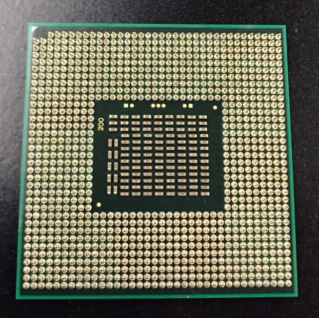 Intel Core i7-2670QM SR02N CPU 4 Cores 6M 2.2GHz Socket G2 Notebook Processor