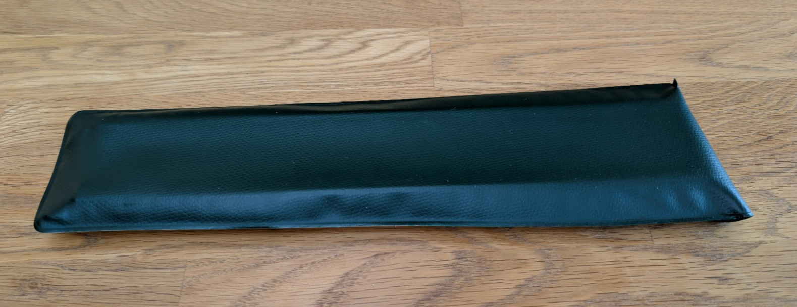 UNIQUE 'BRIGHTON' slide Rule with Case