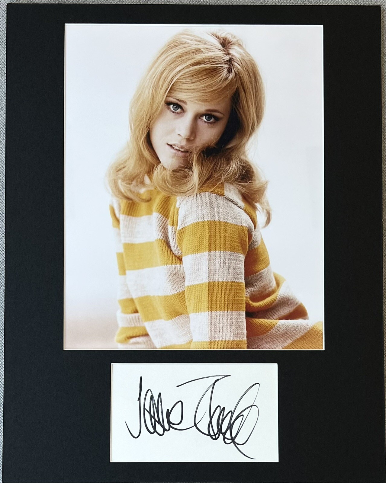 Jane Fonda Signed In Person 11x14 Matted Autograph & Photo - Authentic