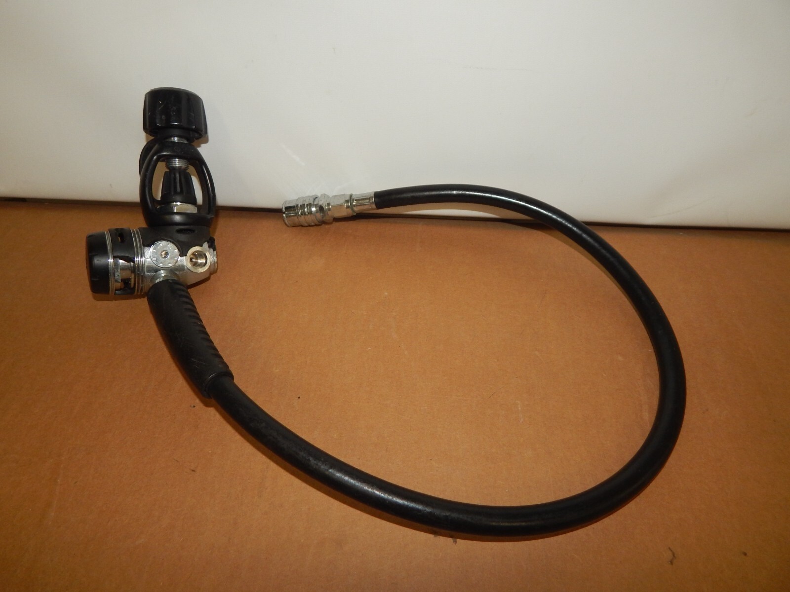 Aqua Lung First 1st Stage Scuba Diving Dive Regulator Hose 3000 PSI 232 Bar Max