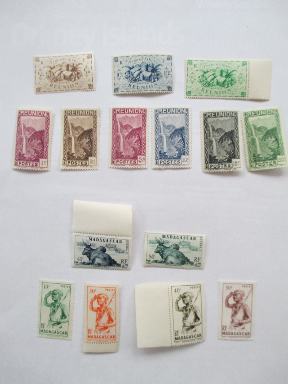 French colonies, Reunion & Madagascar, 15 different stamps, mint condition.