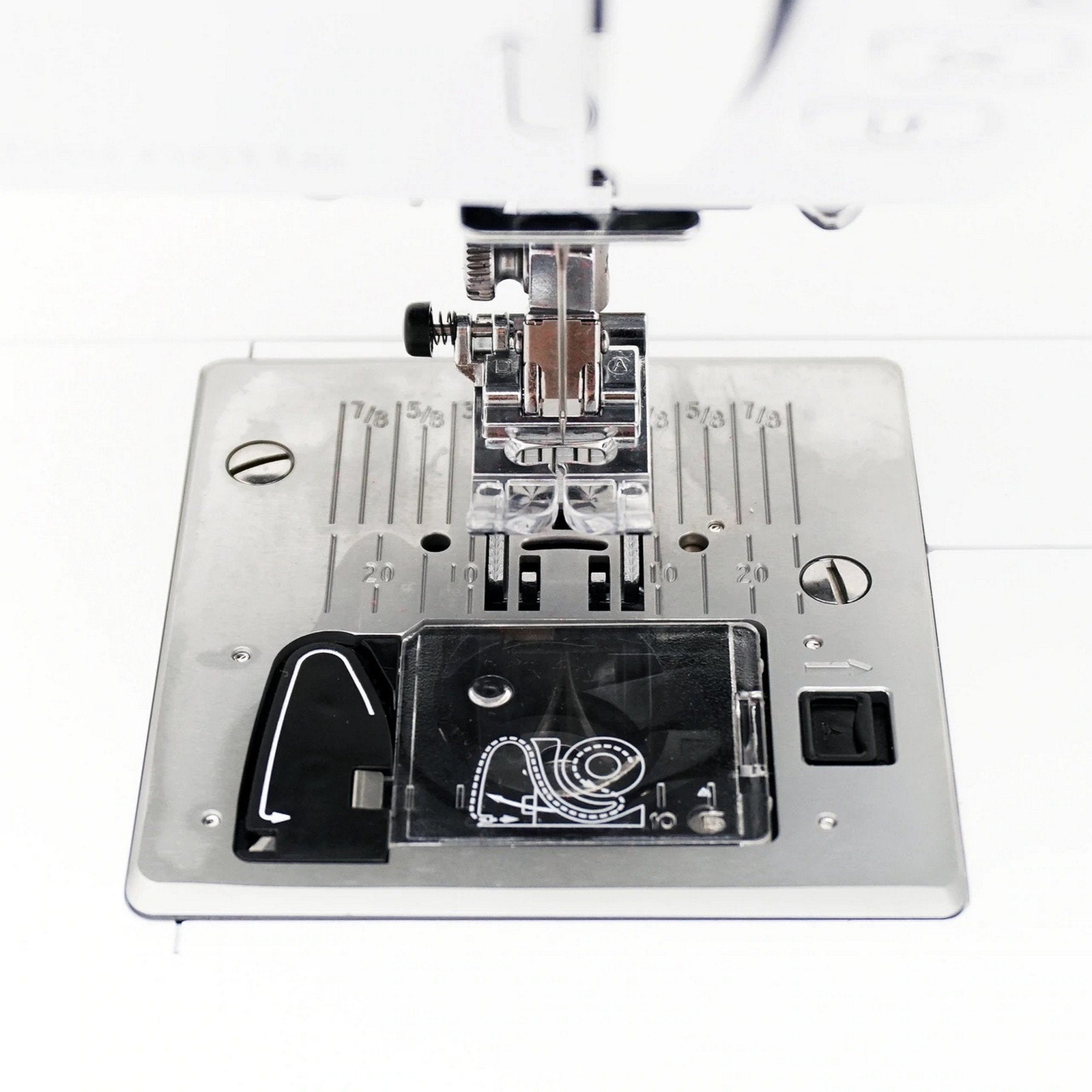 Bernette B77 Deco Sewing & Quilting Machine Bundle with 100 Thread Spools