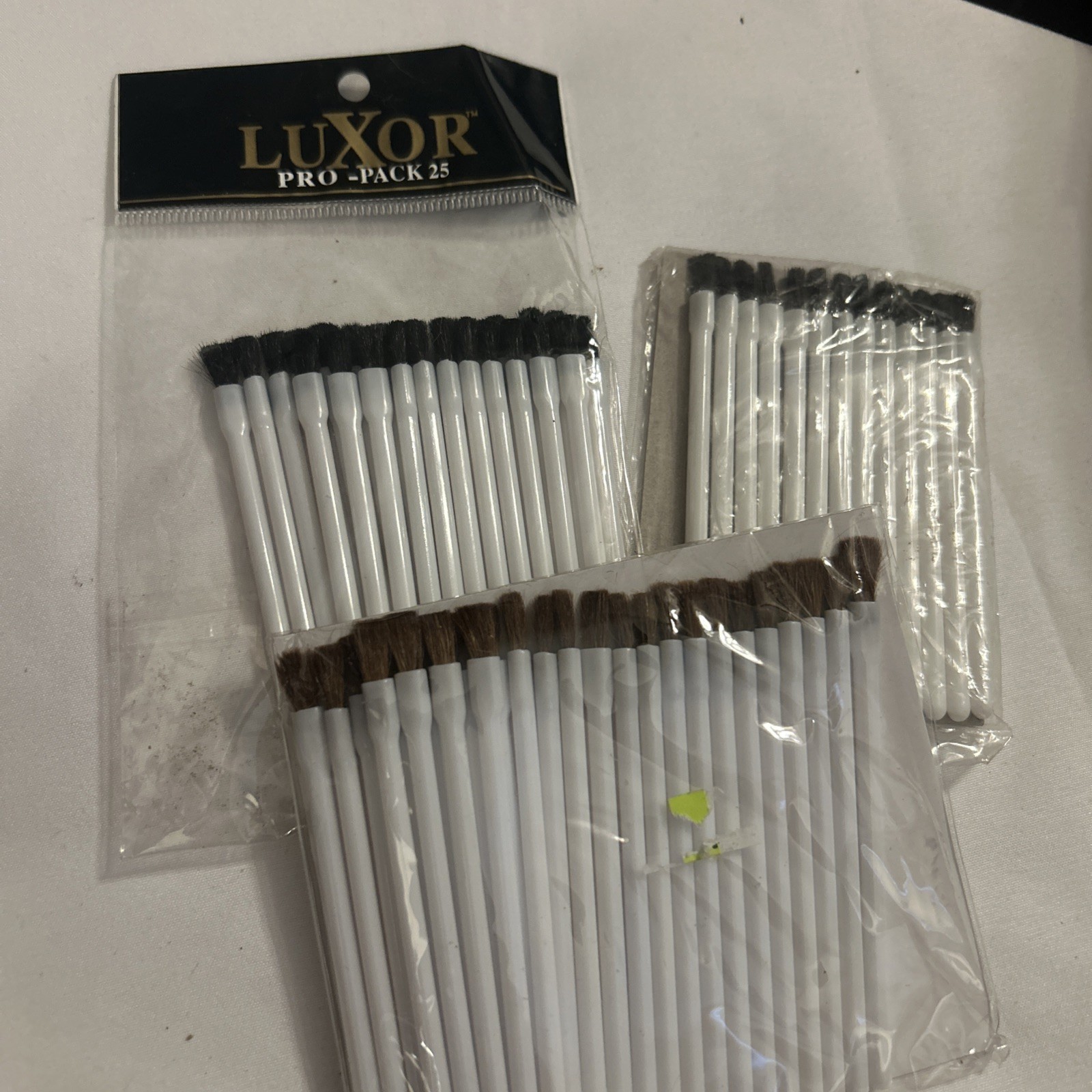 Lot Of Make-up Consultant Beauty Sample Brushes For lip & eye brushe Disposable