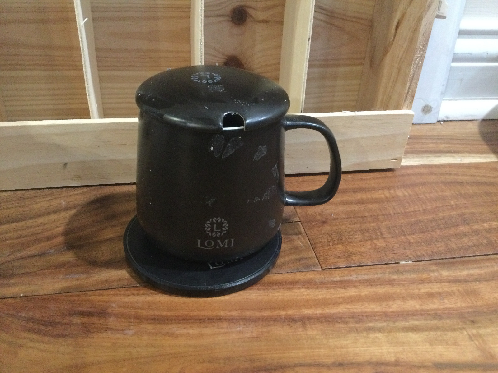 Lomi 2-In-1 Smart Mug Warmer & QI Wireless Charger - Color: Black UNTESTED AS IS