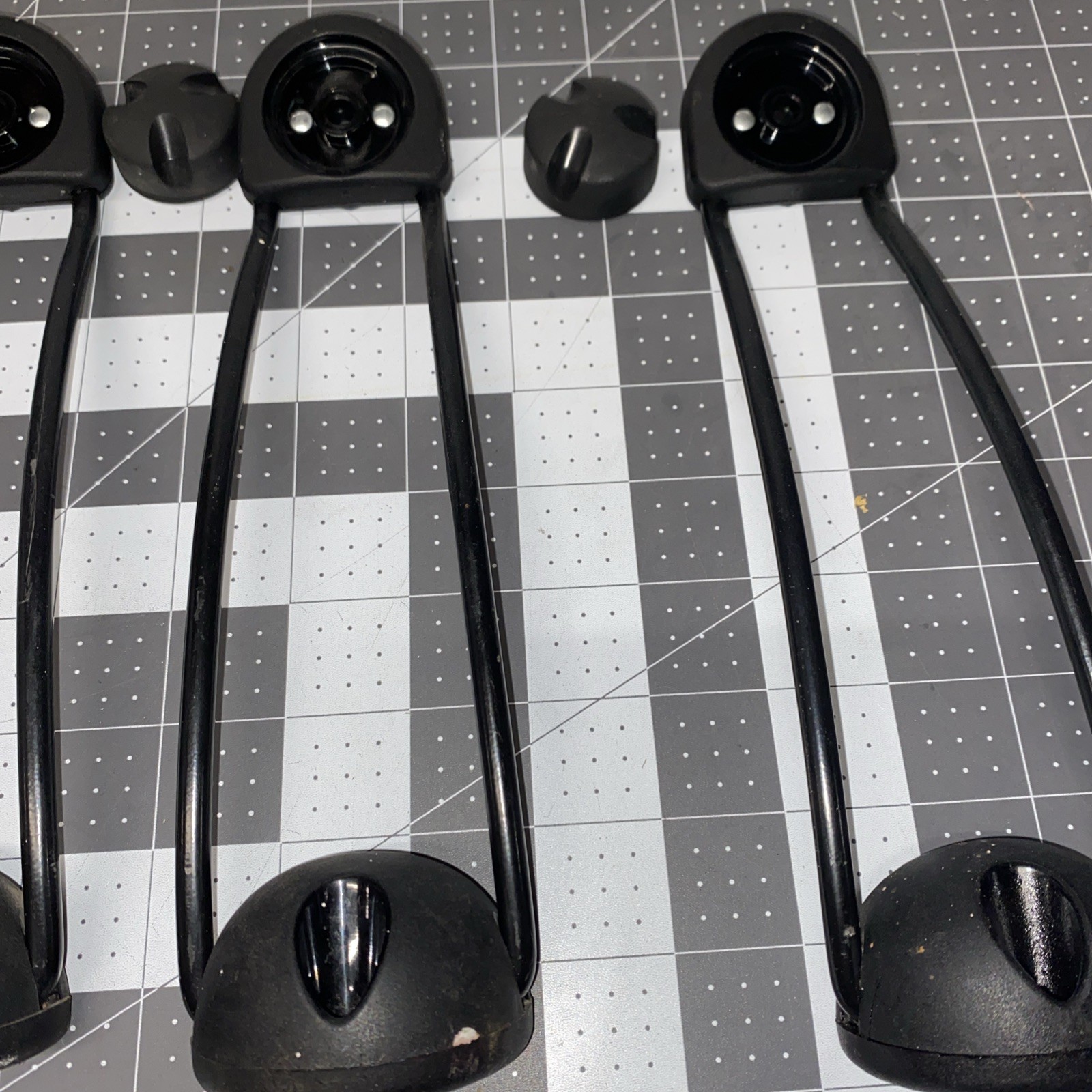 Coleman Mosquito Deleto Parts Replacement Legs And Knobs - Read