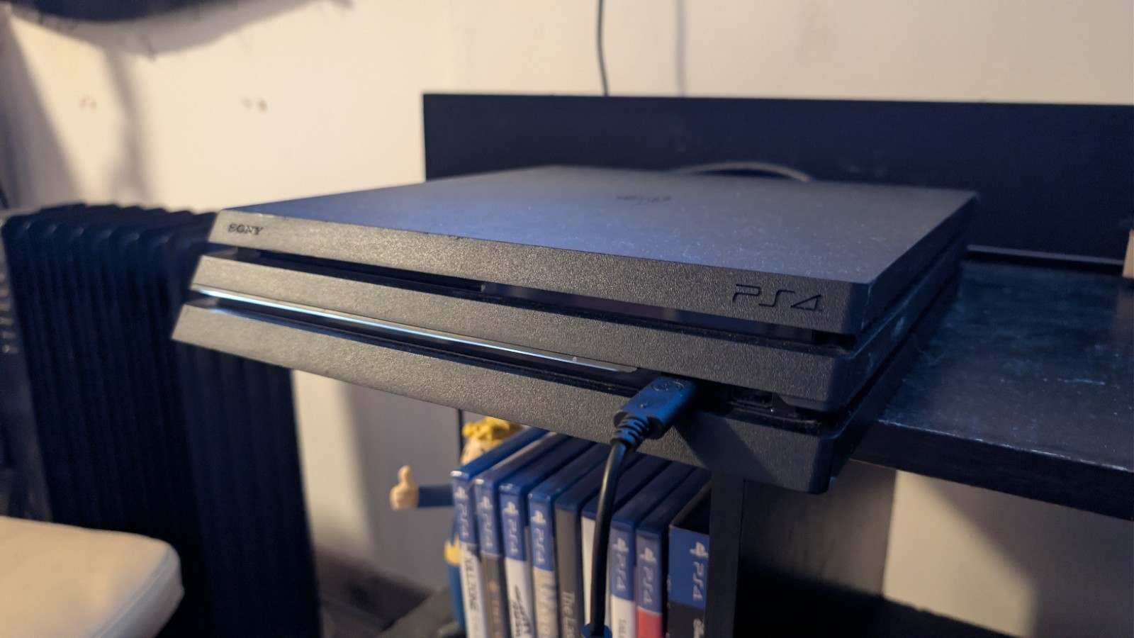 Sony PlayStation 4 Pro 1TB Firmware 11.02