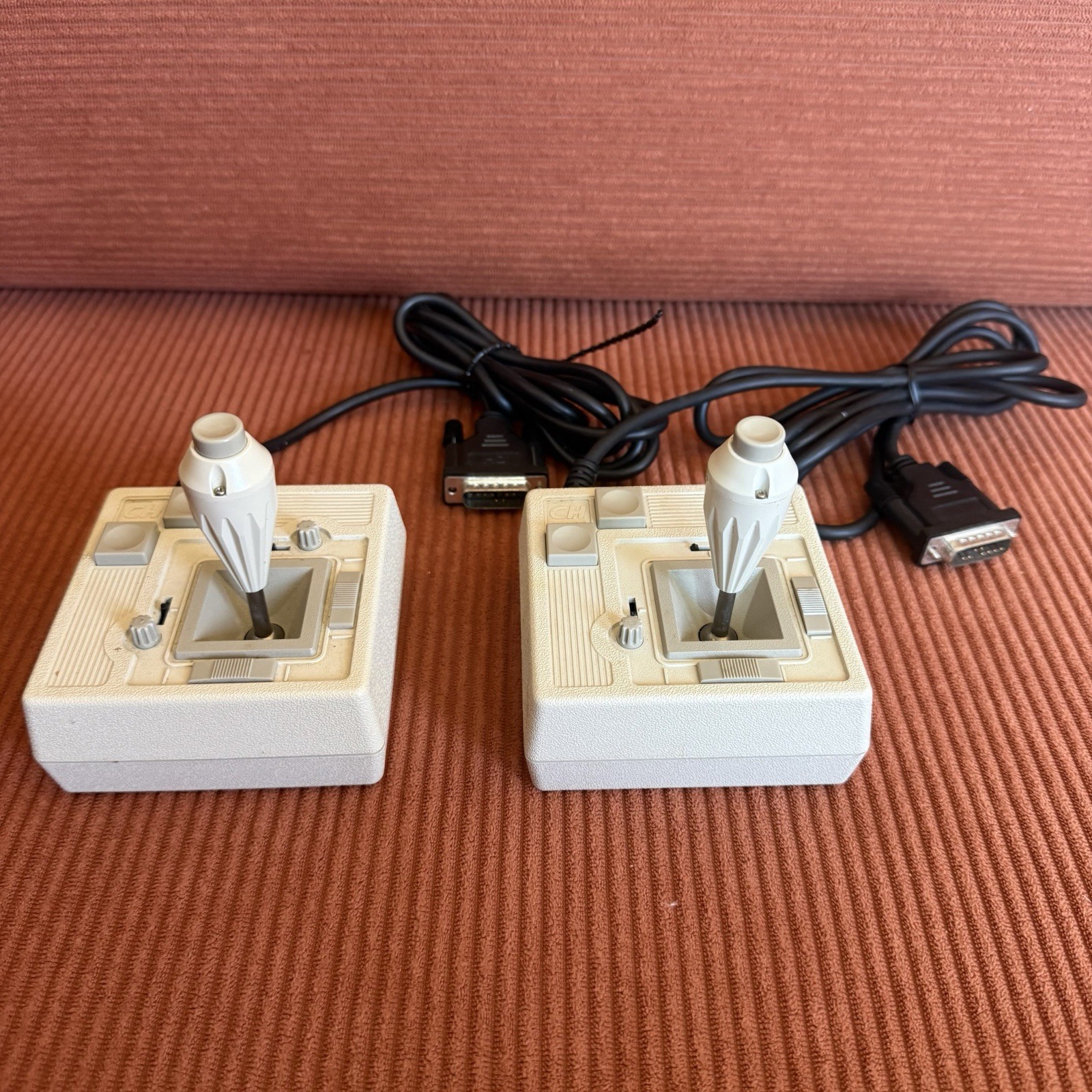 Vintage CH Product Mach III Analog Joystick LOT OF 2 Apple Mac/IBM PC UNTESTED