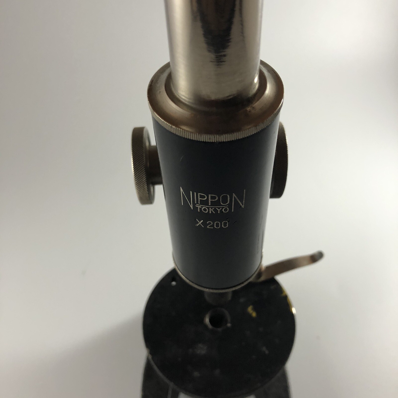 Vintage Nippon Tokyo Microscope Made in Japan Asia Industry Co X200 As Is VD6