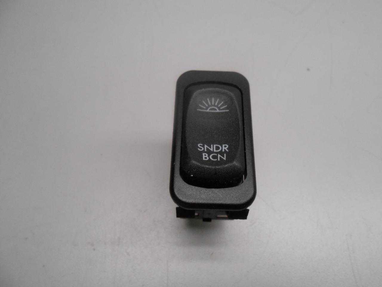 OEM FREIGHTLINER A06-30769-107 Sender Beacon Rocker Switch NEW
