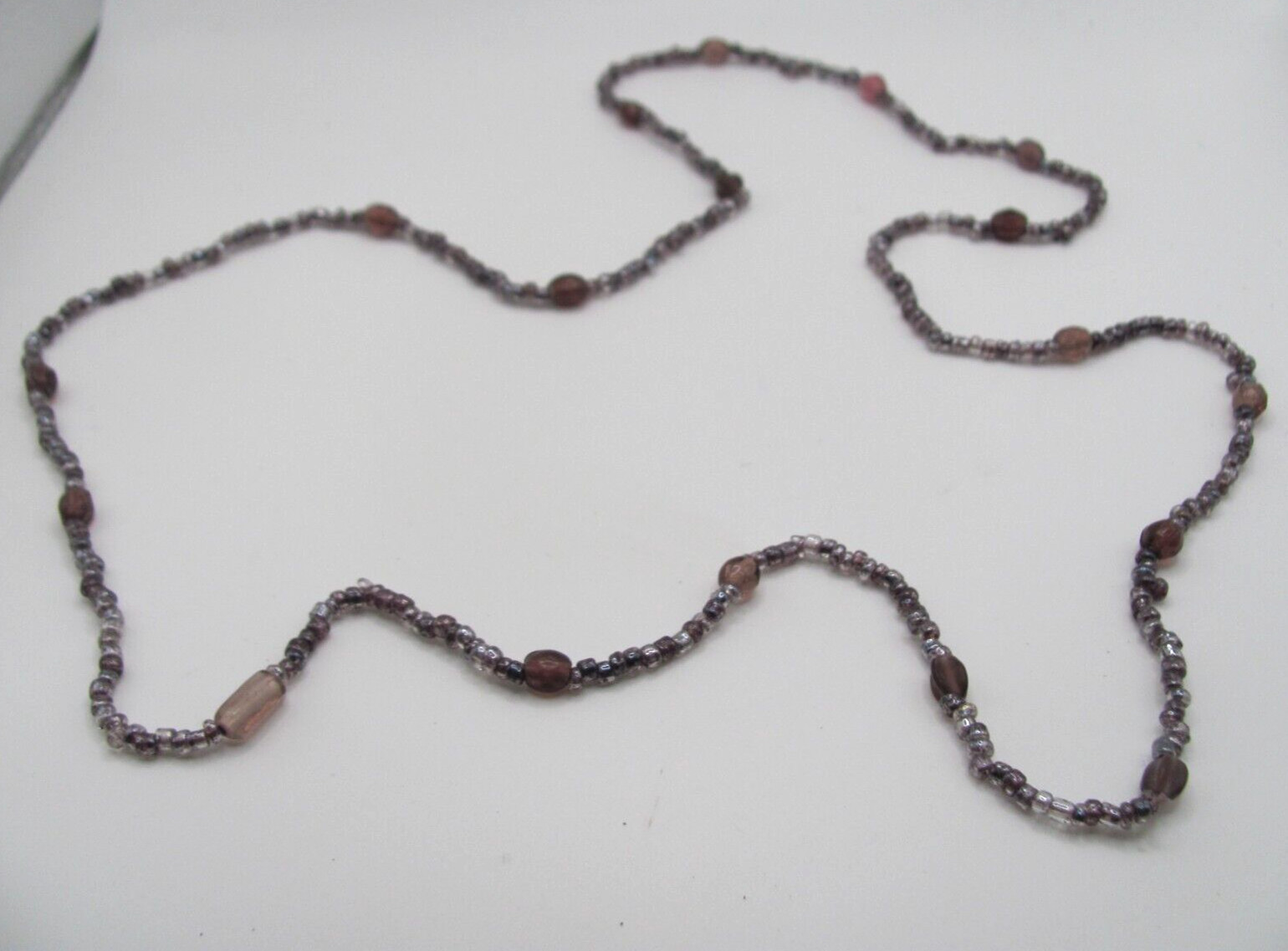 17" MULTI-COLORED / DIFF. SHAPES OF GLASS BEADS GLASS MARDI GRAS BEAD
