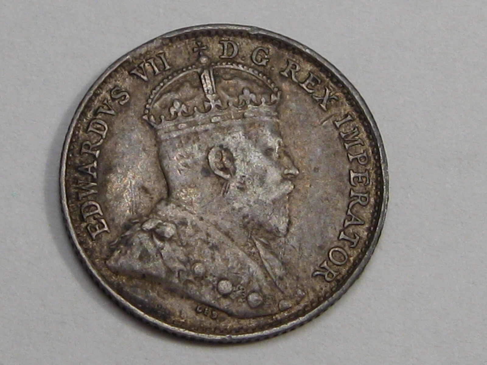 VF w/ Full Crown 1903 Five Cent 5¢ CANADA.  #24