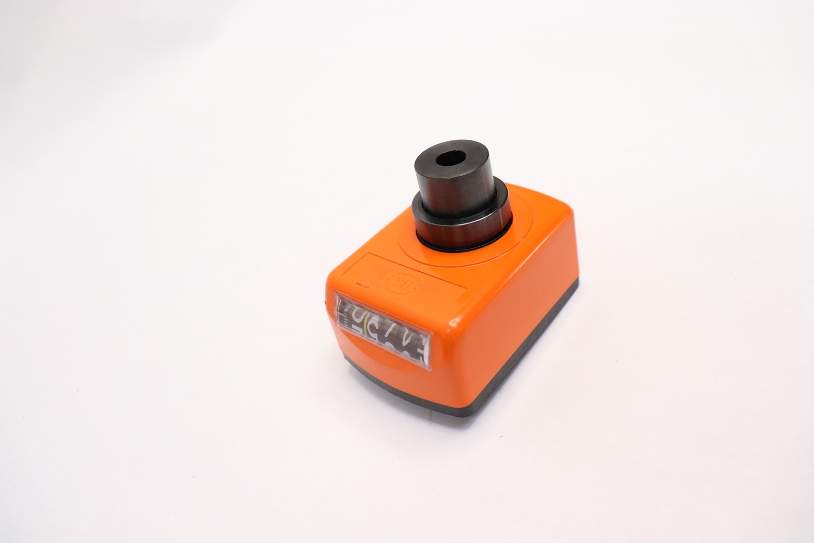 Siko Metric Indicator Anti Clockwise To Increase Orange 20mm Bore DA09