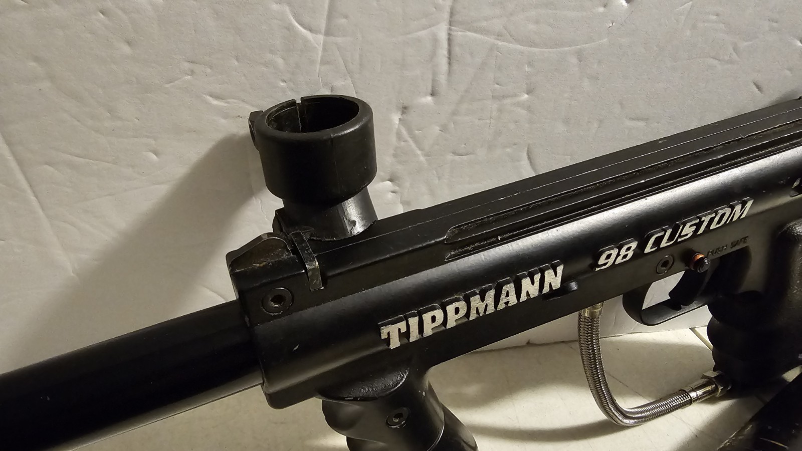 Tippmann Model 98 Paintball Gun And Accessories