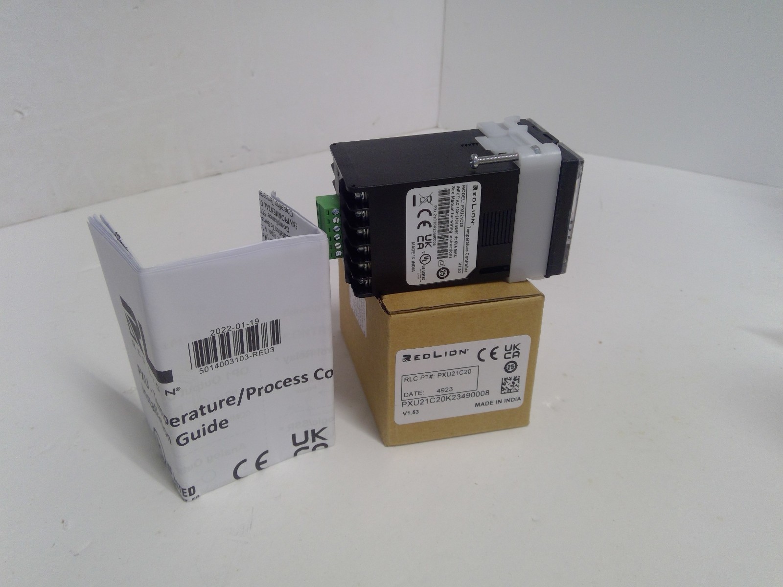 Red Lion PXU21C20 Temperature PID controller for valve position 120VAC powered