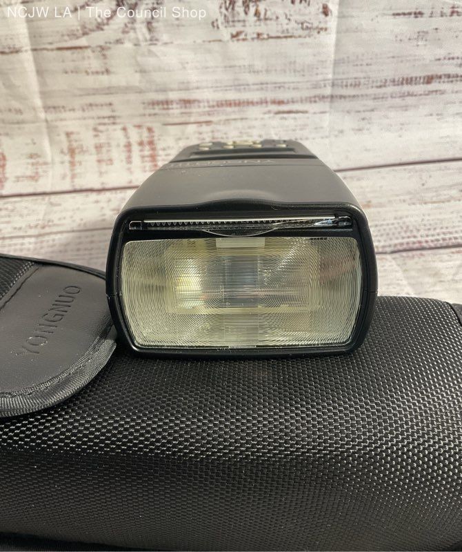 YONGNUO Speedlite YN-560-III Shoe Mount Flash