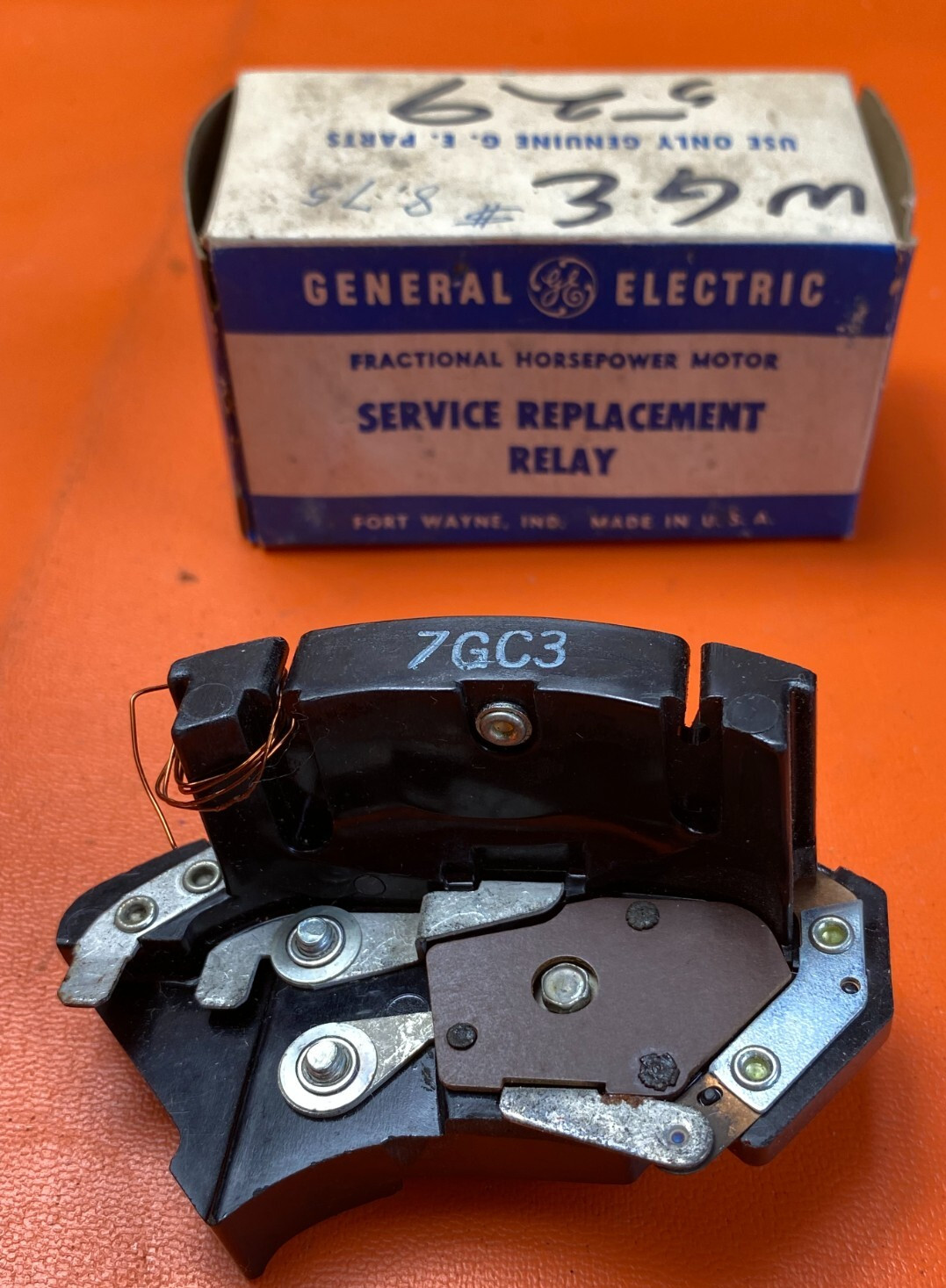 NOS Original OEM General Electric Service Replacement Relay 7GC3 ~ WGE529